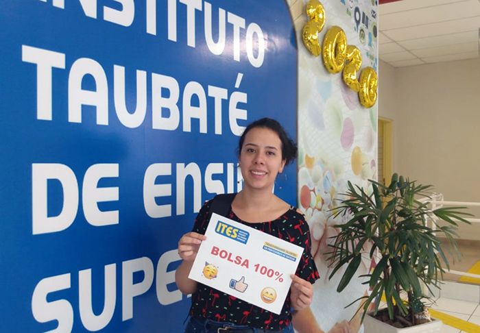 Candidata Premiado no Concurso de Bolsas do ITES