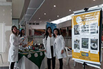 Curso de Nutrição participa de ação educativa no Shopping Via Vale Garden